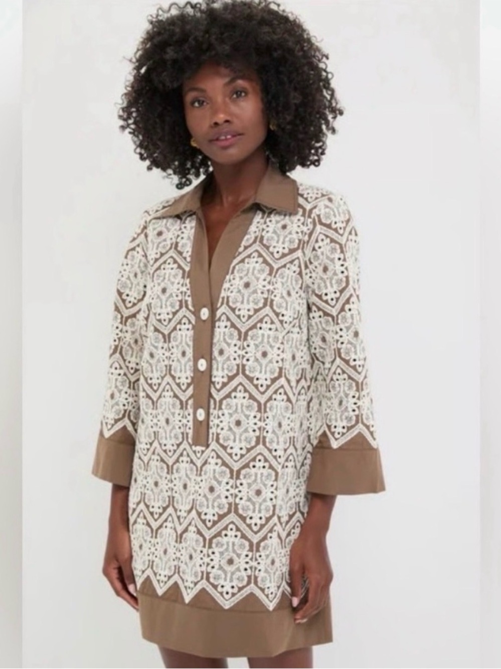 Tuckernuck Mocha Mousse Lace Collier Dress